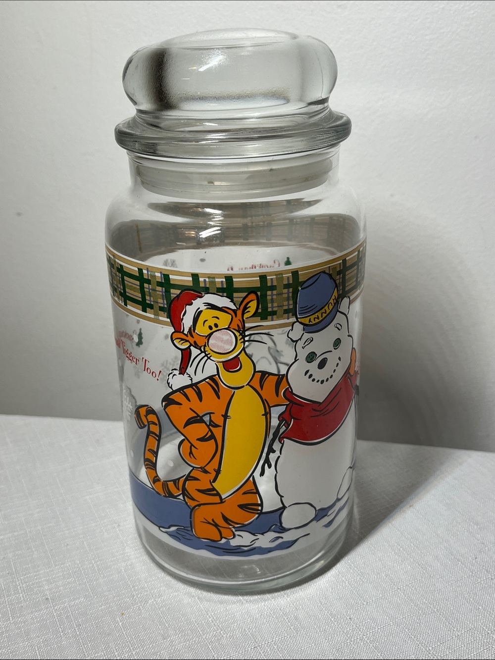 Tigger Holiday Glass Cookie Jar 
Collectible 
Anchor Hocking